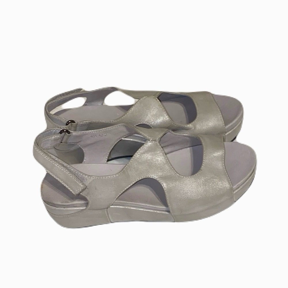 Antelope wedge Sandals NWOT